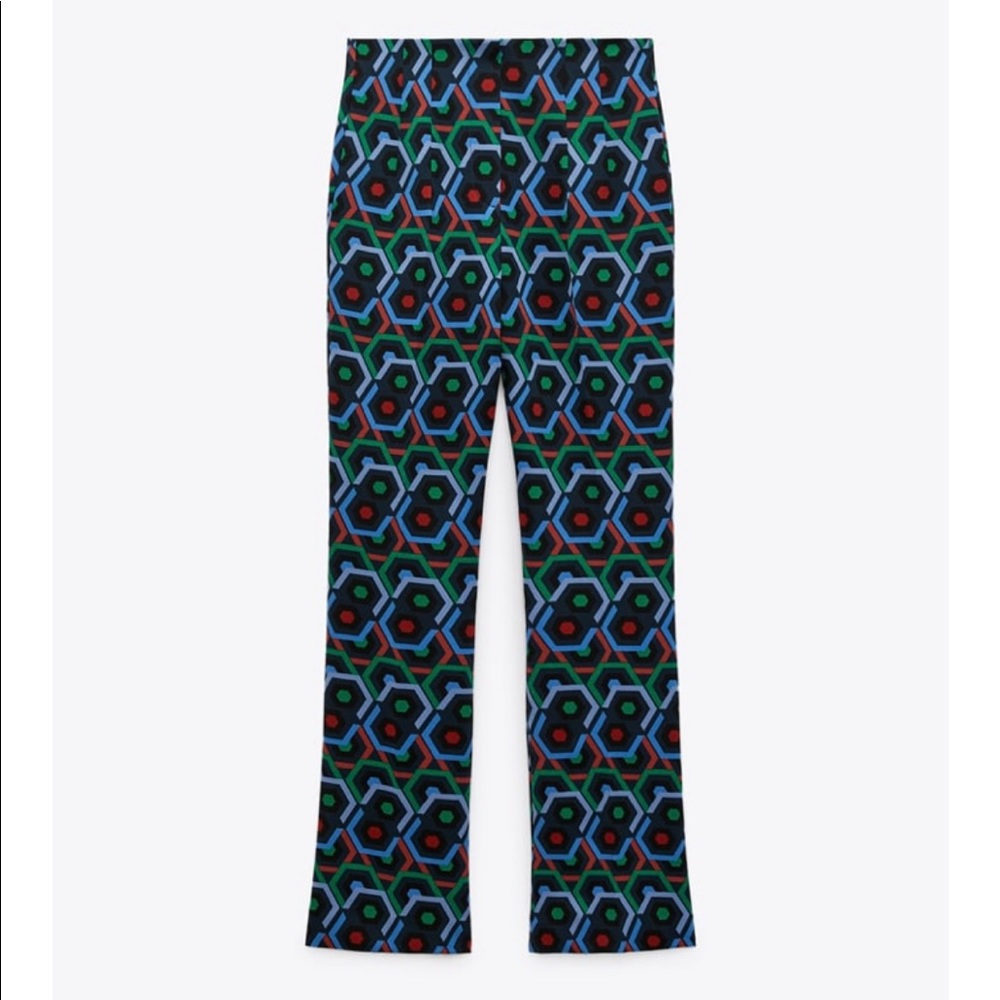 Geometric print flared pants.
